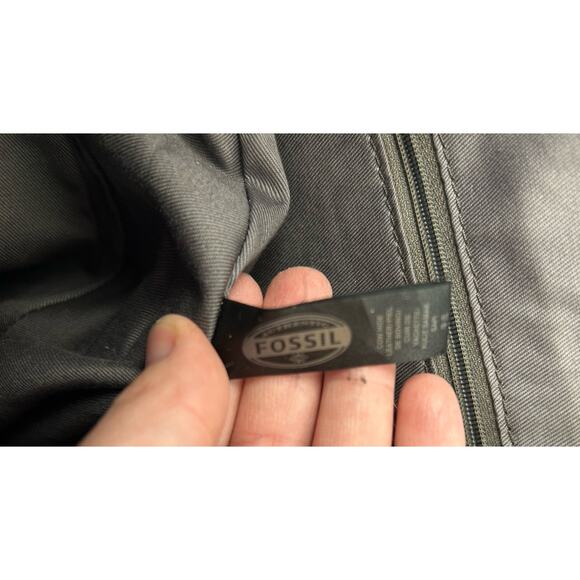 Fossil Handbag Purse Purple Pebble Leather Crossbody Or Shoulder Zip Boho Chic - Picture 15 of 16